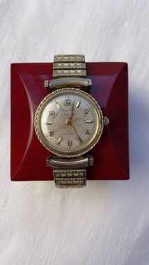 Vintage 1960s Watch 10K Gold Bulova 23 Jewel M1 1961 F198902 Self Winding RGP